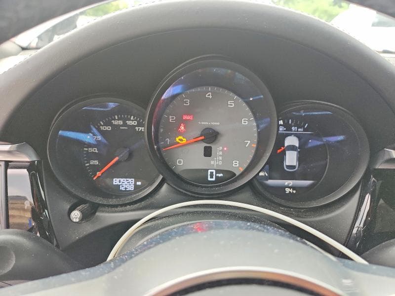 2020 PORSCHE MACAN S 9