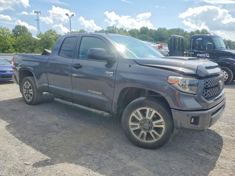 2018 TOYOTA TUNDRA SR5 4