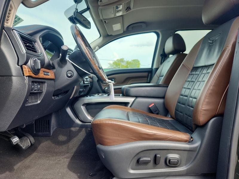 2019 NISSAN TITAN PLATINUM RESERVE 7