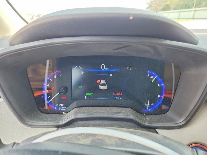 2021 TOYOTA COROLLA LE 9