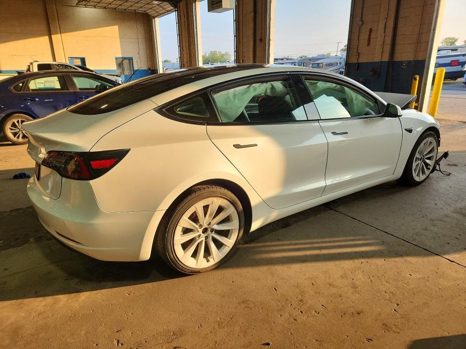 2023 TESLA MODEL 3 3