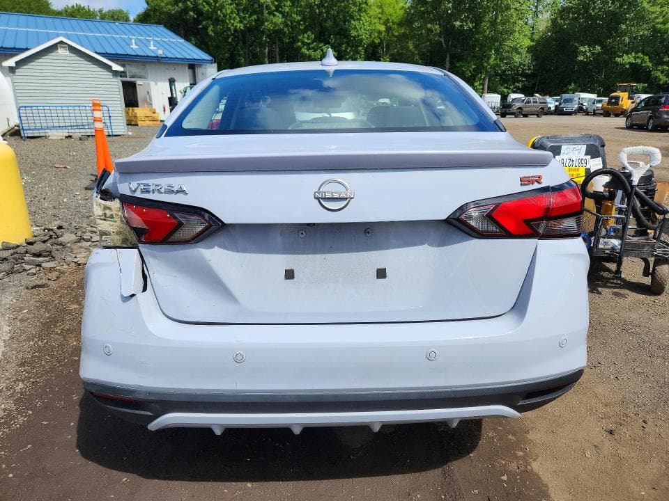 2024 NISSAN VERSA SR 6