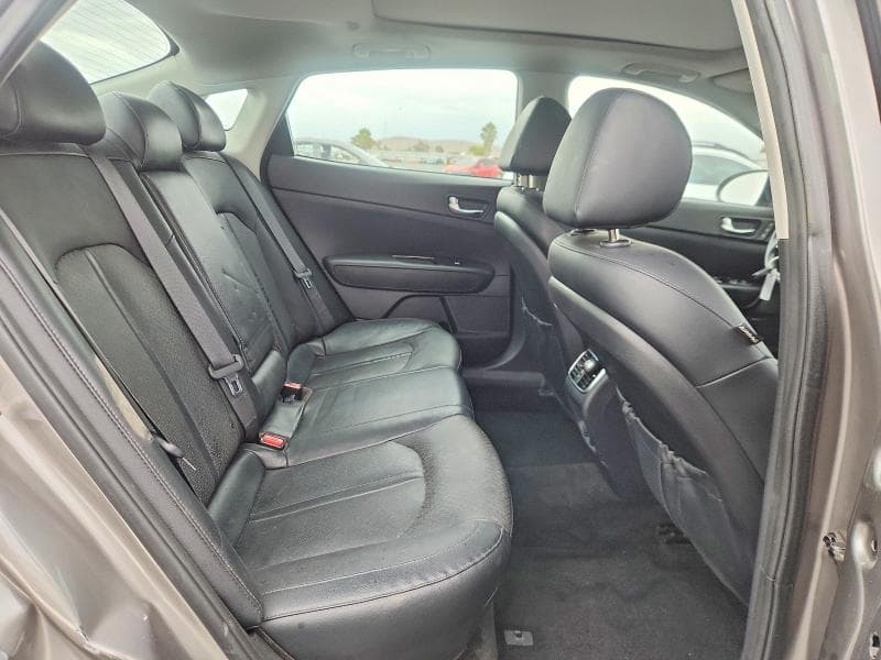 2019 KIA OPTIMA EX 10