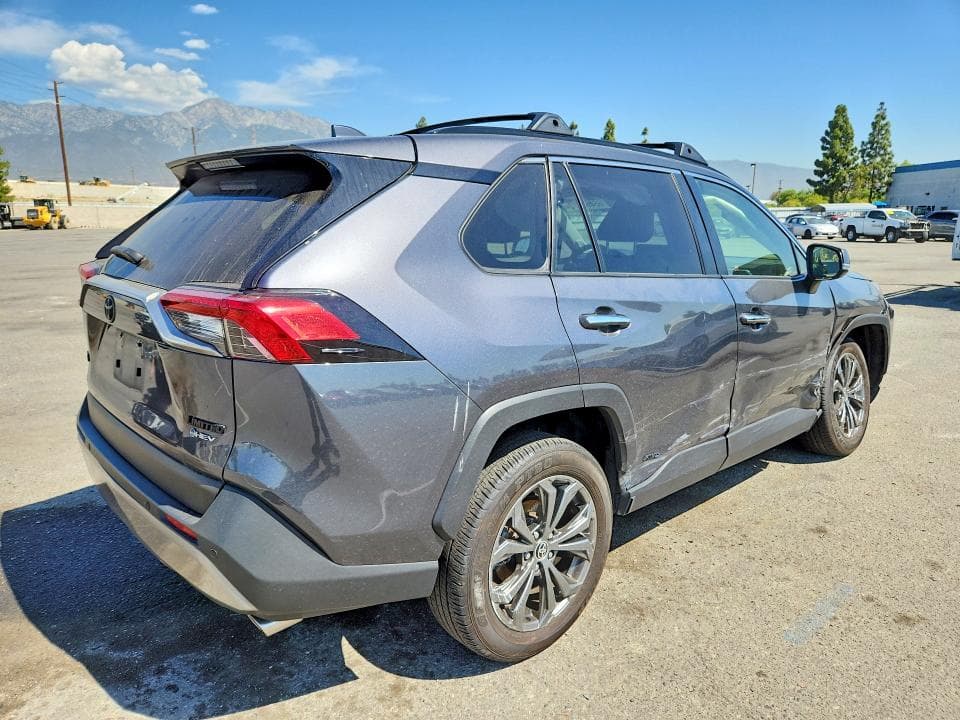 2025 TOYOTA RAV4 LIMITED 3