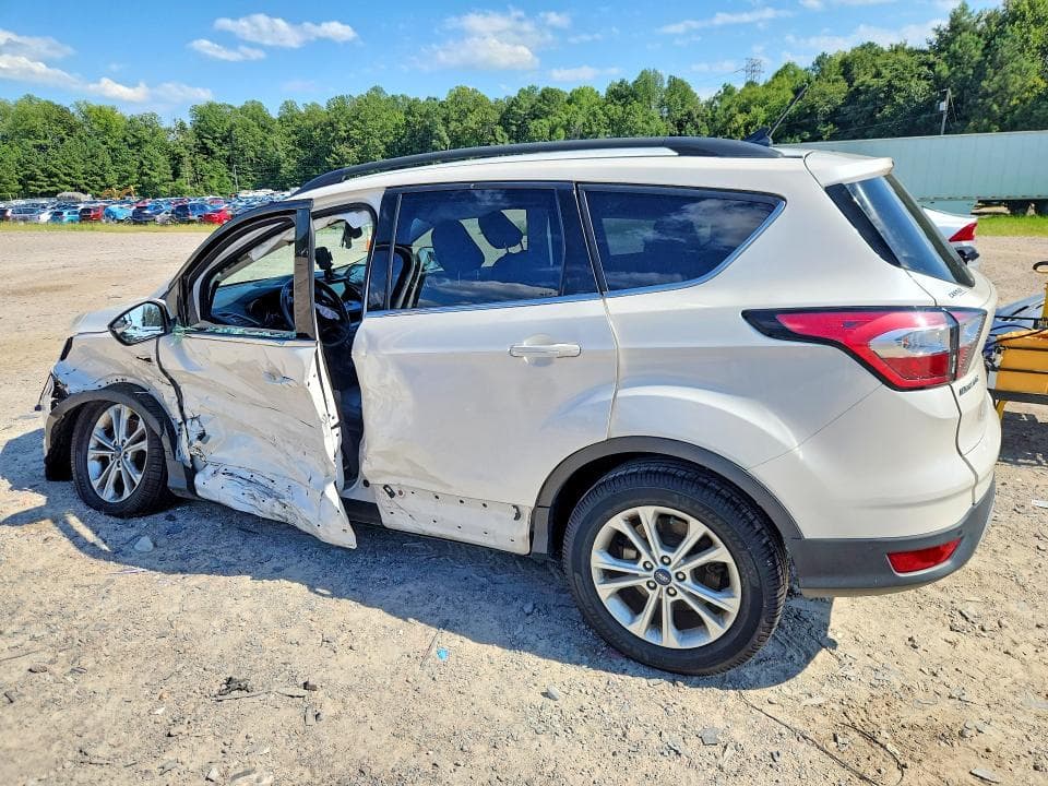 2018 FORD ESCAPE SEL 2