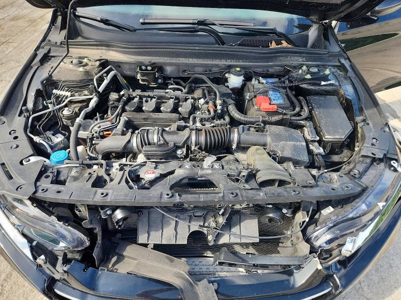 2022 HONDA ACCORD LX 11