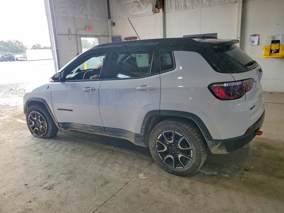 2025 JEEP COMPASS TRAILHAWK 2