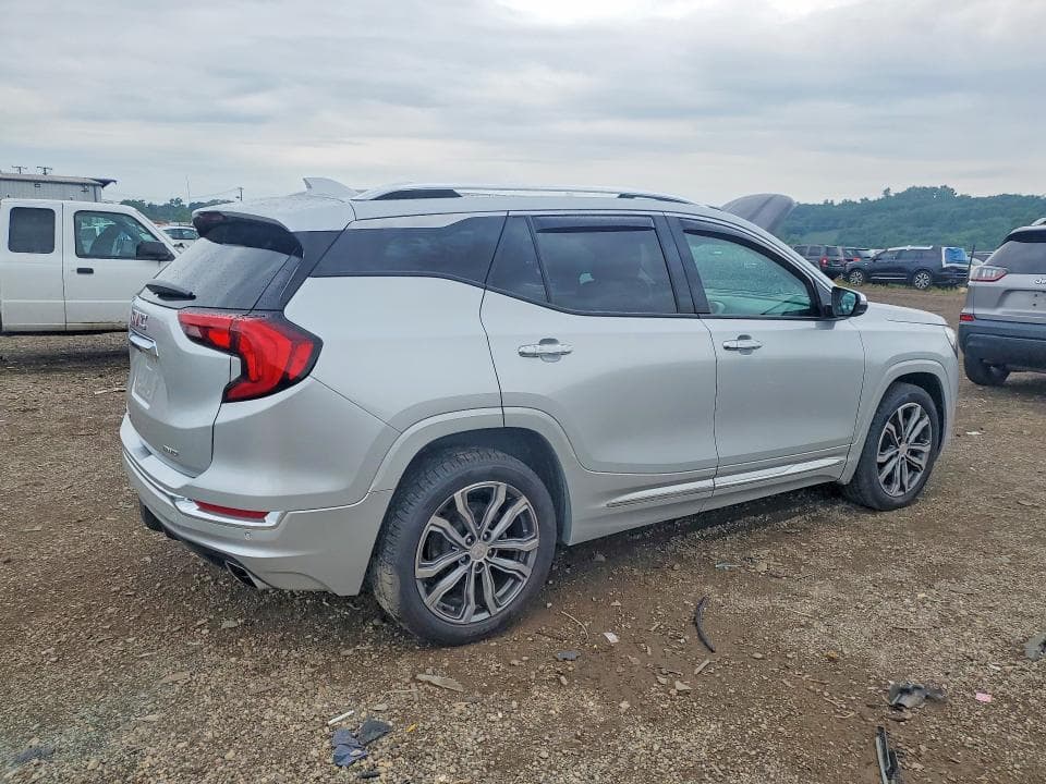 2018 GMC TERRAIN DENALI 3