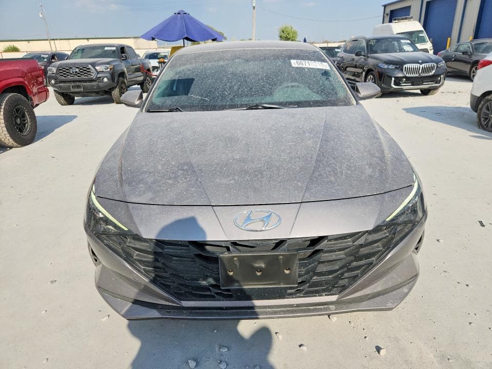 2023 HYUNDAI ELANTRA SEL 5