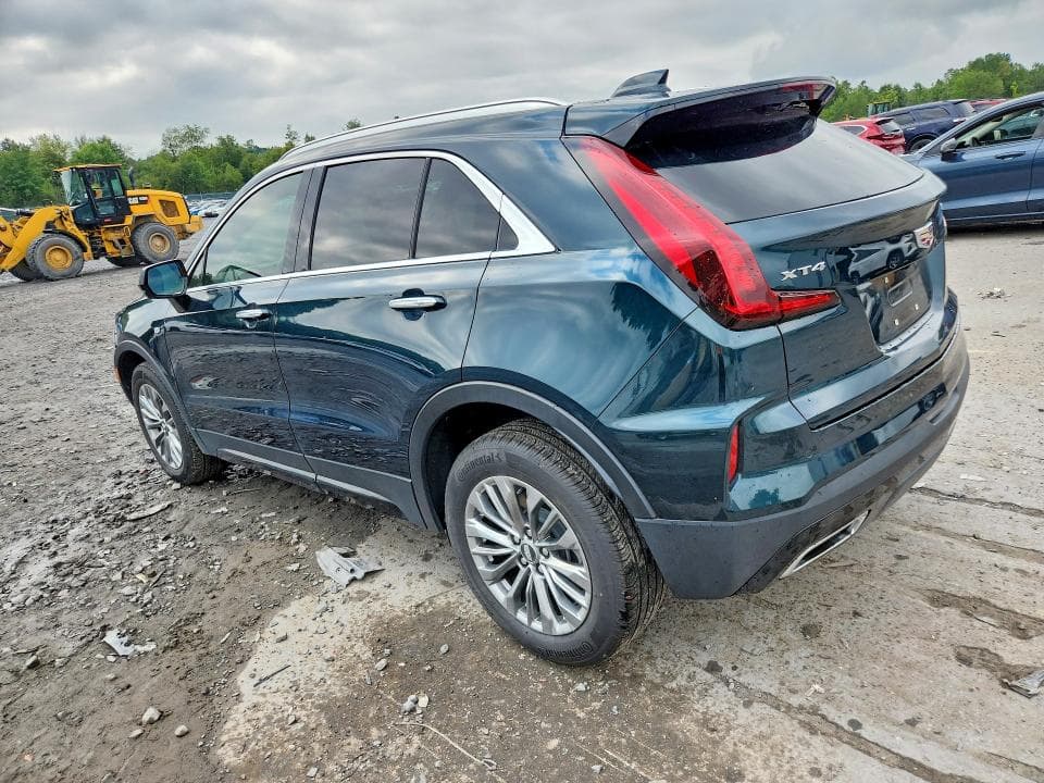 2024 CADILLAC XT4 PREMIUM LUXURY 2