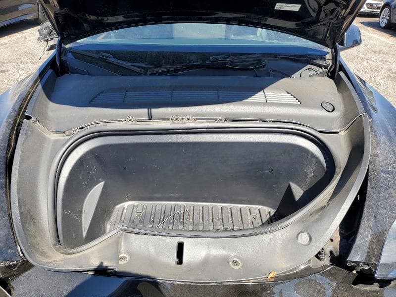 2024 TESLA MODEL Y 11