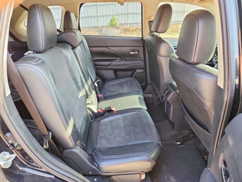 2019 MITSUBISHI OUTLANDER SE 10