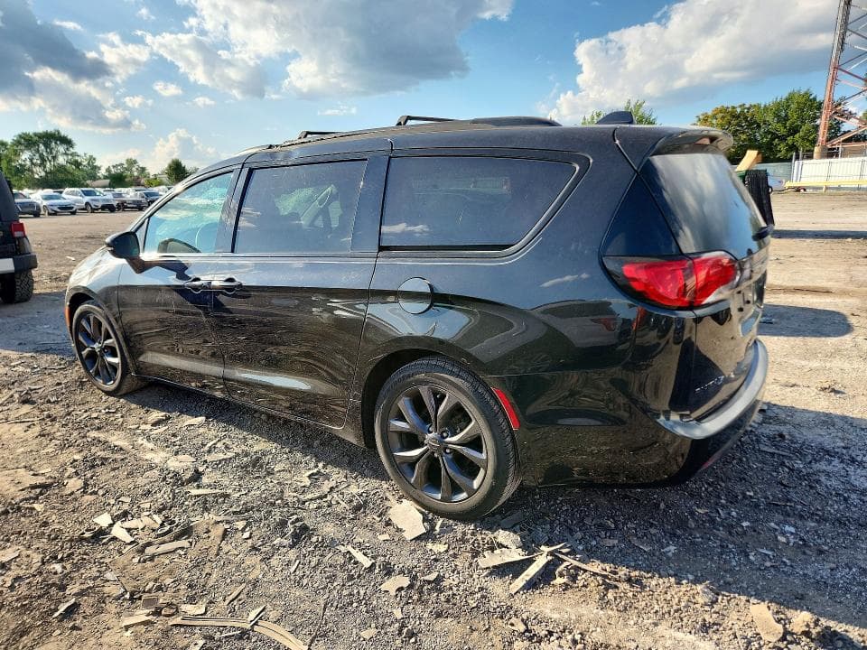 2018 CHRYSLER PACIFICA LIMITED 2