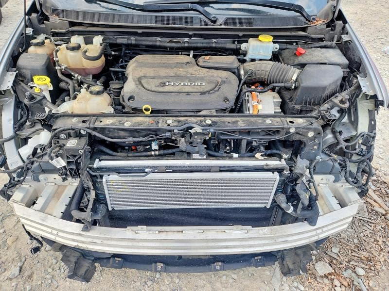 2018 CHRYSLER PACIFICA HYBRID LIMITED 12