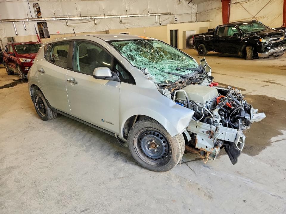 2017 NISSAN LEAF S 4