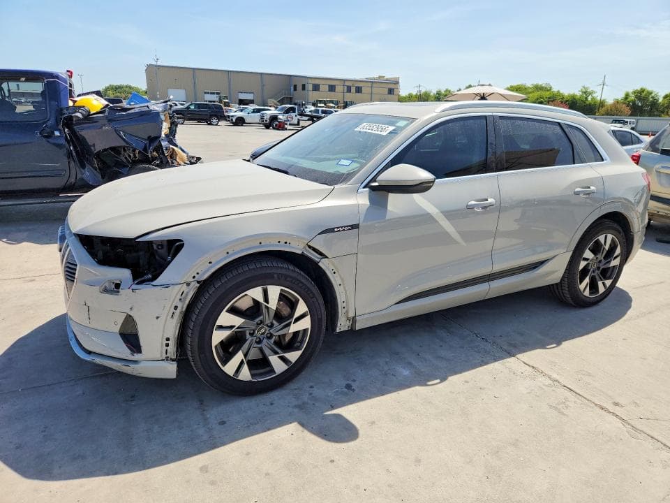 2022 AUDI E-TRON PREMIUM - 1