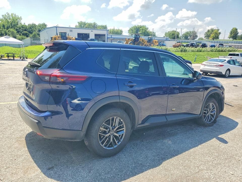 2026 NISSAN ROGUE SV 3