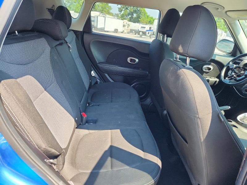 2019 KIA SOUL + 11