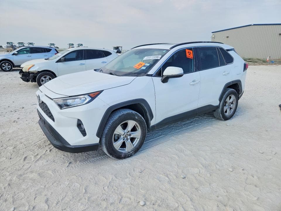 2021 TOYOTA RAV4 XLE - 1