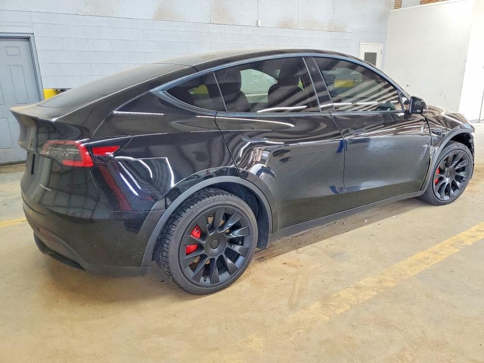 2021 TESLA MODEL Y 3