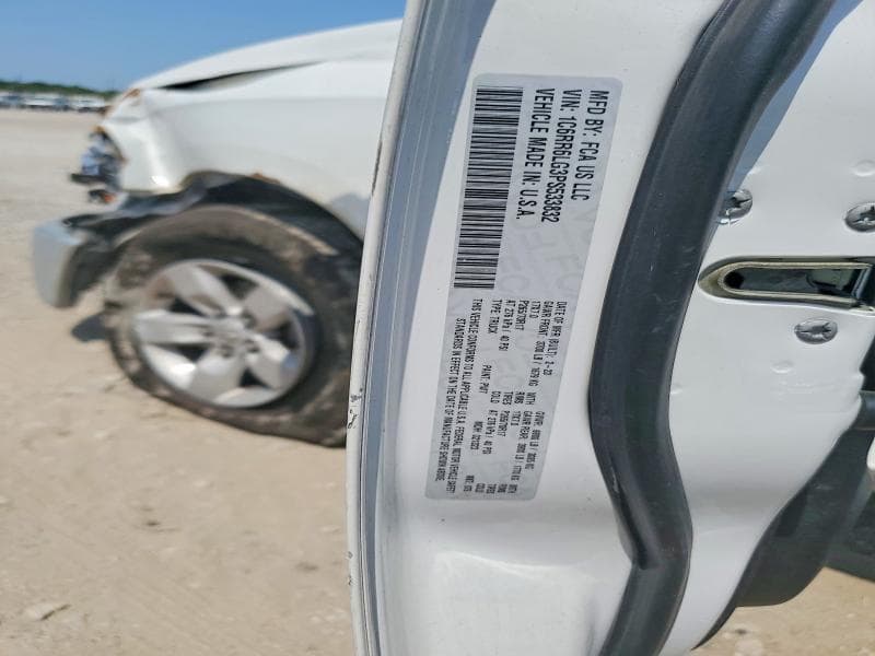 2023 RAM 1500 CLASSIC SLT 12