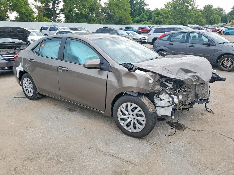 2018 TOYOTA COROLLA LE 4