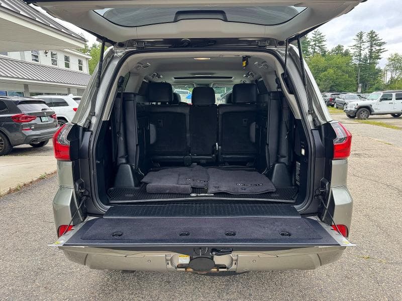 2018 LEXUS LX 570 7