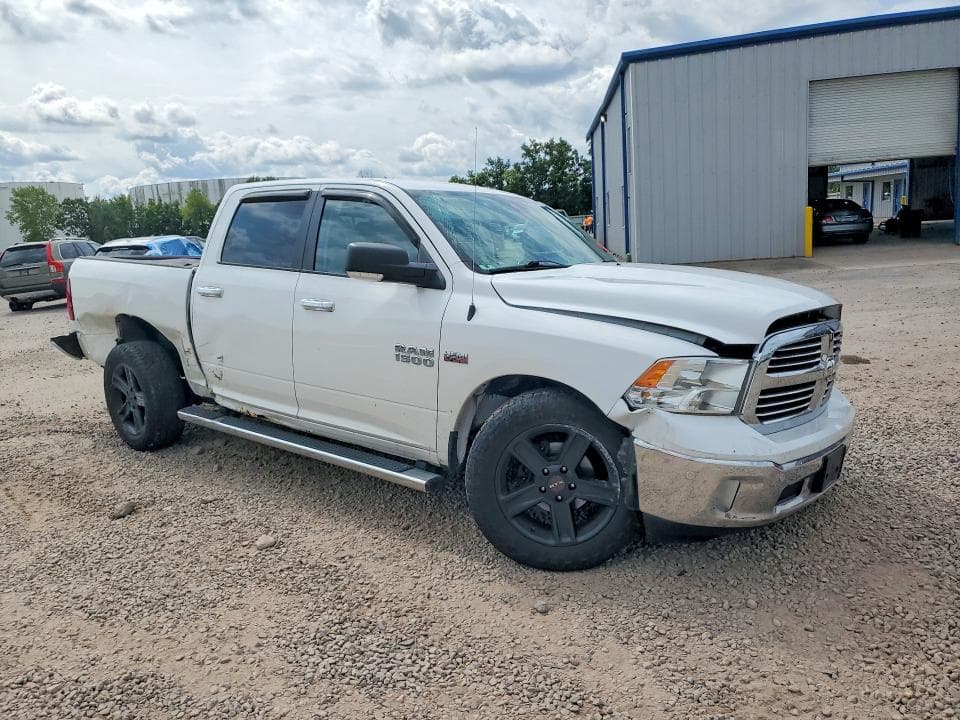 2017 RAM 1500 SLT 4