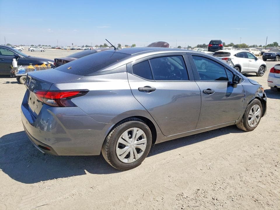 2023 NISSAN VERSA S 3