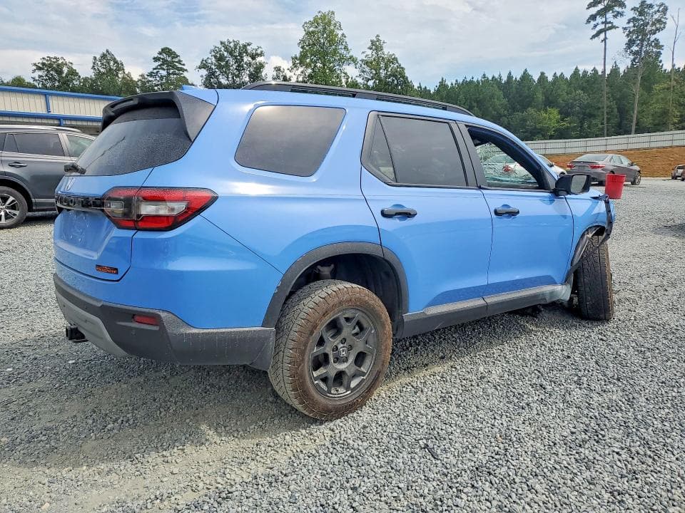 2023 HONDA PILOT TRAILSPORT 3