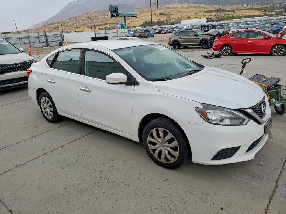 2018 NISSAN SENTRA S 4