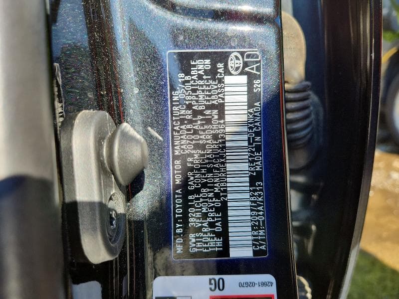 2018 TOYOTA COROLLA LE 12