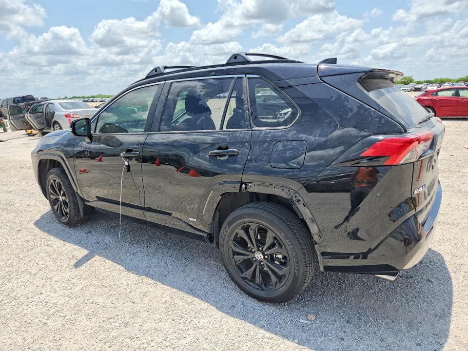 2023 TOYOTA RAV4 SE 2