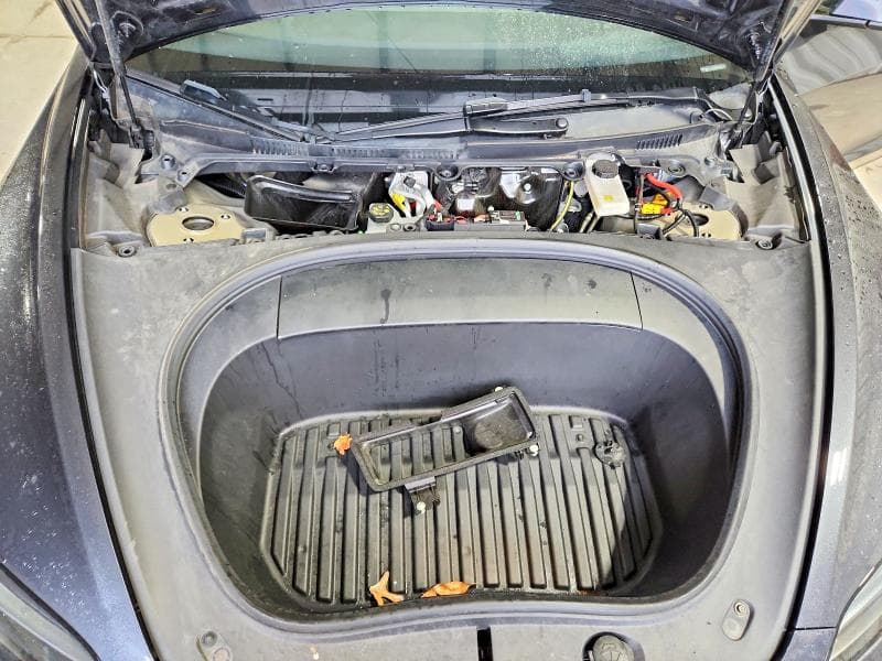 2024 TESLA MODEL 3 11