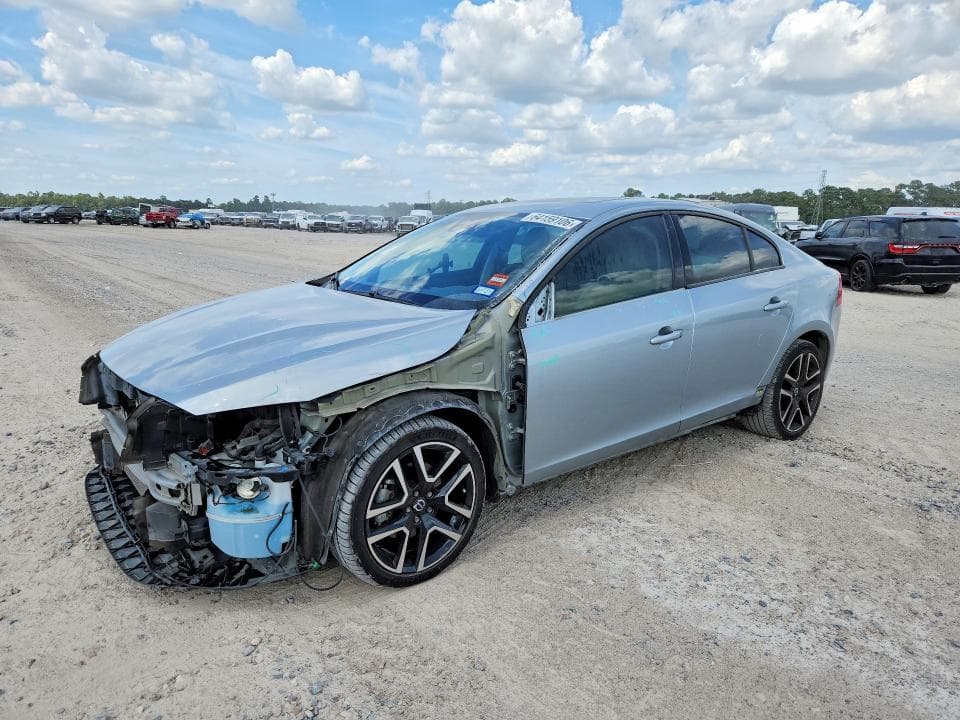 2017 VOLVO S60 - 1