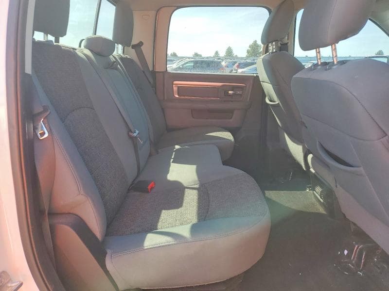 2017 RAM 1500 SLT 10