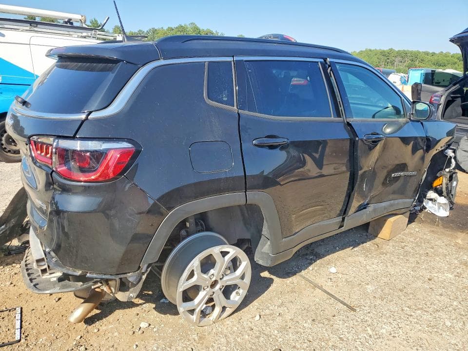 2025 JEEP COMPASS LATITUDE 3