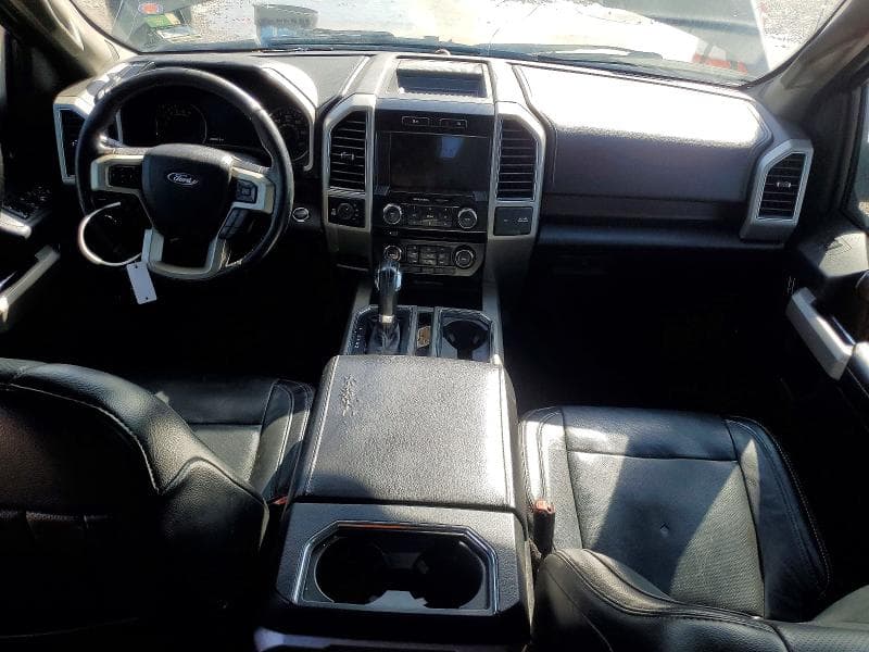 2017 FORD F150 SUPERCREW 8