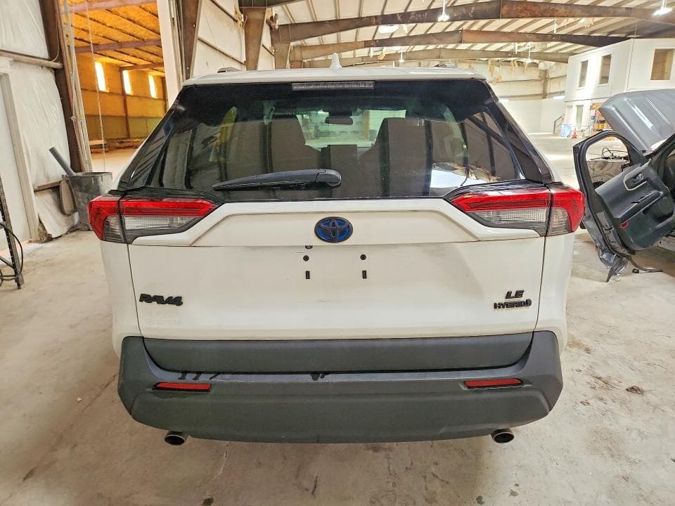 2024 TOYOTA RAV4 LE 6