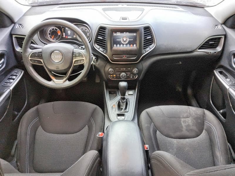 2019 JEEP CHEROKEE LATITUDE 8