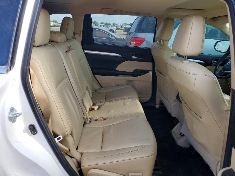 2017 TOYOTA HIGHLANDER XLE 11