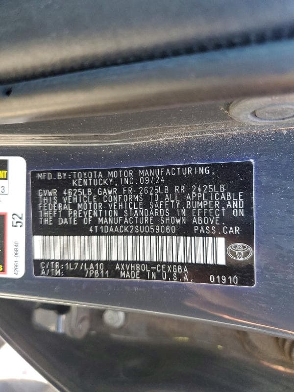 2025 TOYOTA CAMRY XLE 13