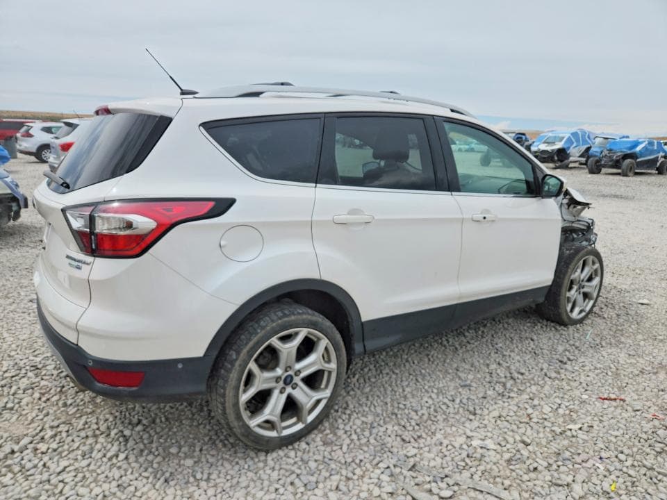 2017 FORD ESCAPE TITANIUM 3