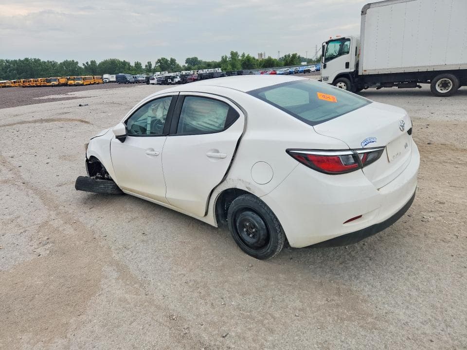 2018 TOYOTA YARIS IA BASE 2