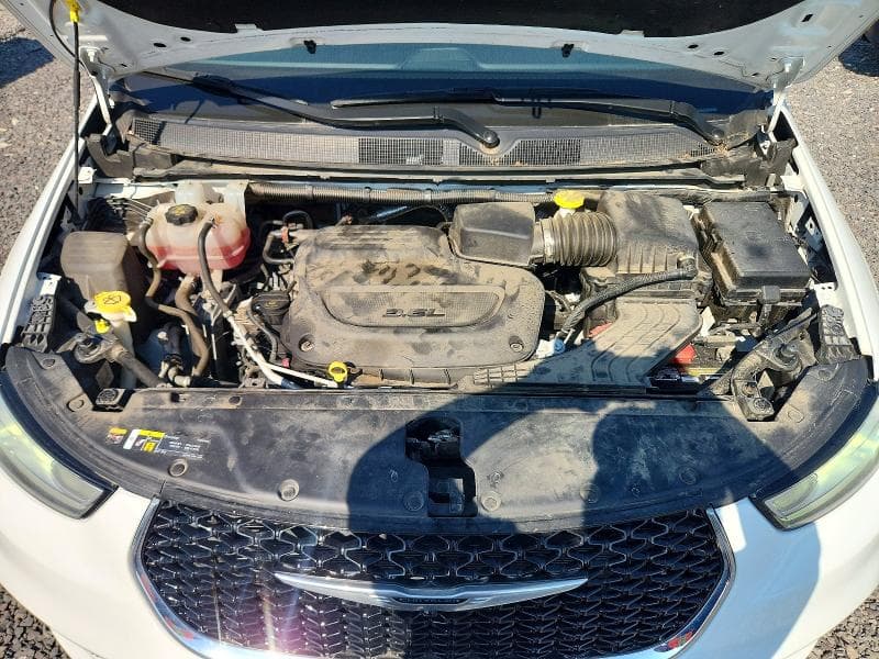 2023 CHRYSLER PACIFICA TOURING L 12