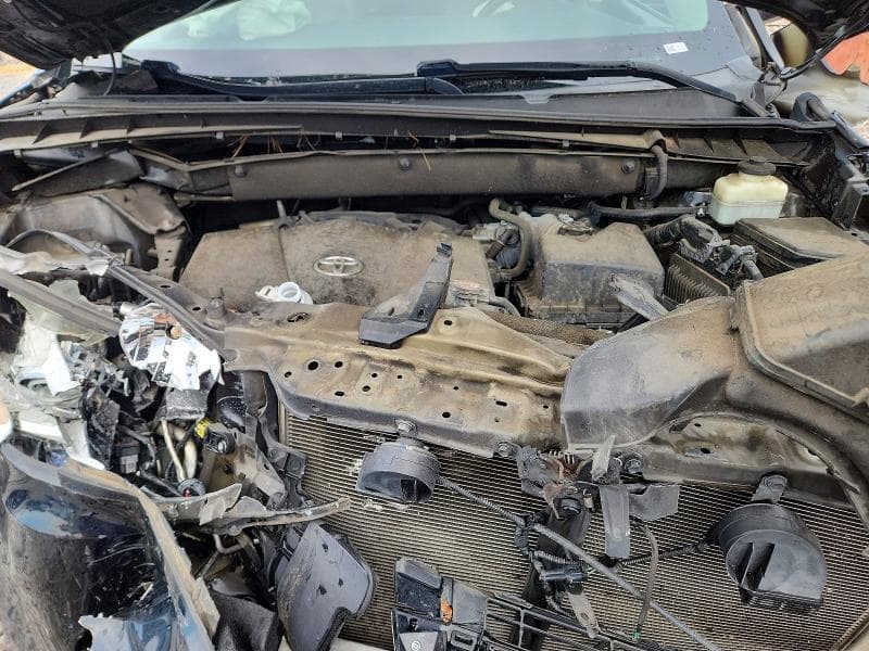 2018 TOYOTA HIGHLANDER XLE 12