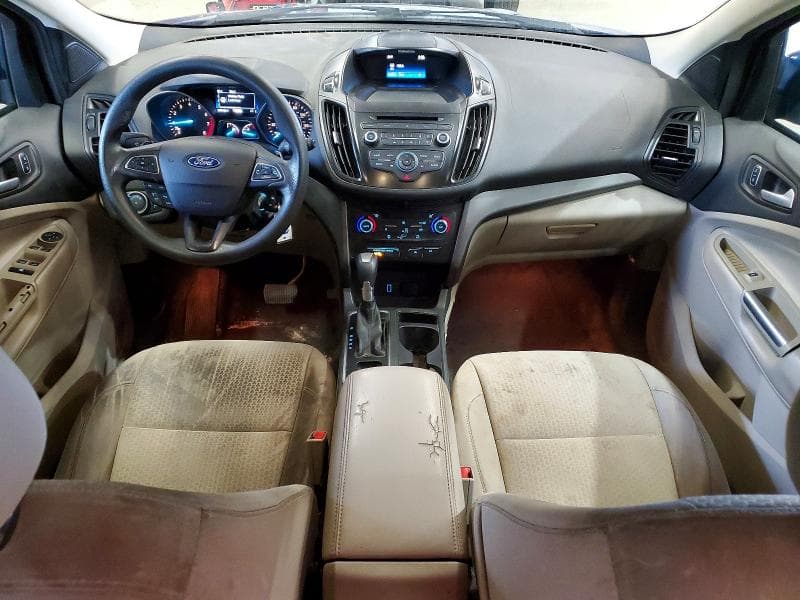 2017 FORD ESCAPE SE 8