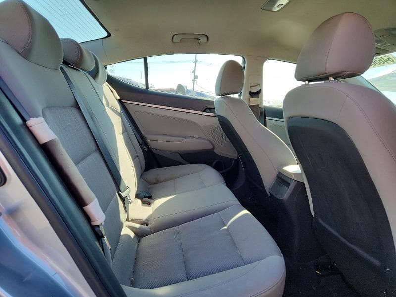 2017 HYUNDAI ELANTRA SE 10