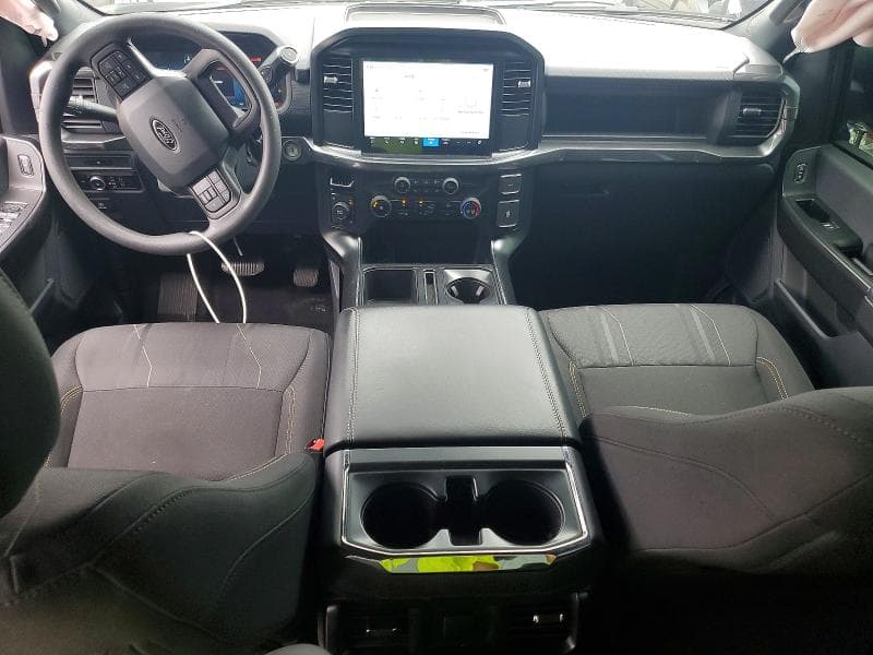 2025 FORD F150 STX 8