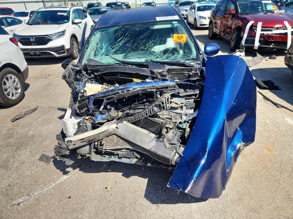 2017 TOYOTA PRIUS V THREE 5